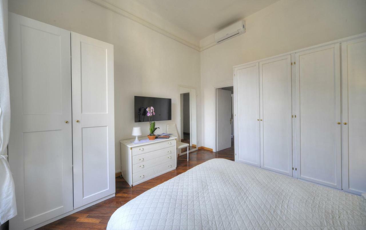 Luxury House - The House Rom